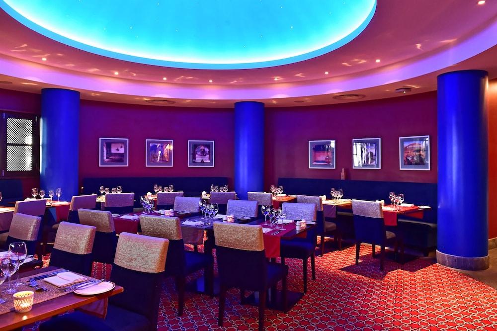 페스타나 그랜드 오션 리조트 호텔 푼샬 외부 사진 The restaurant